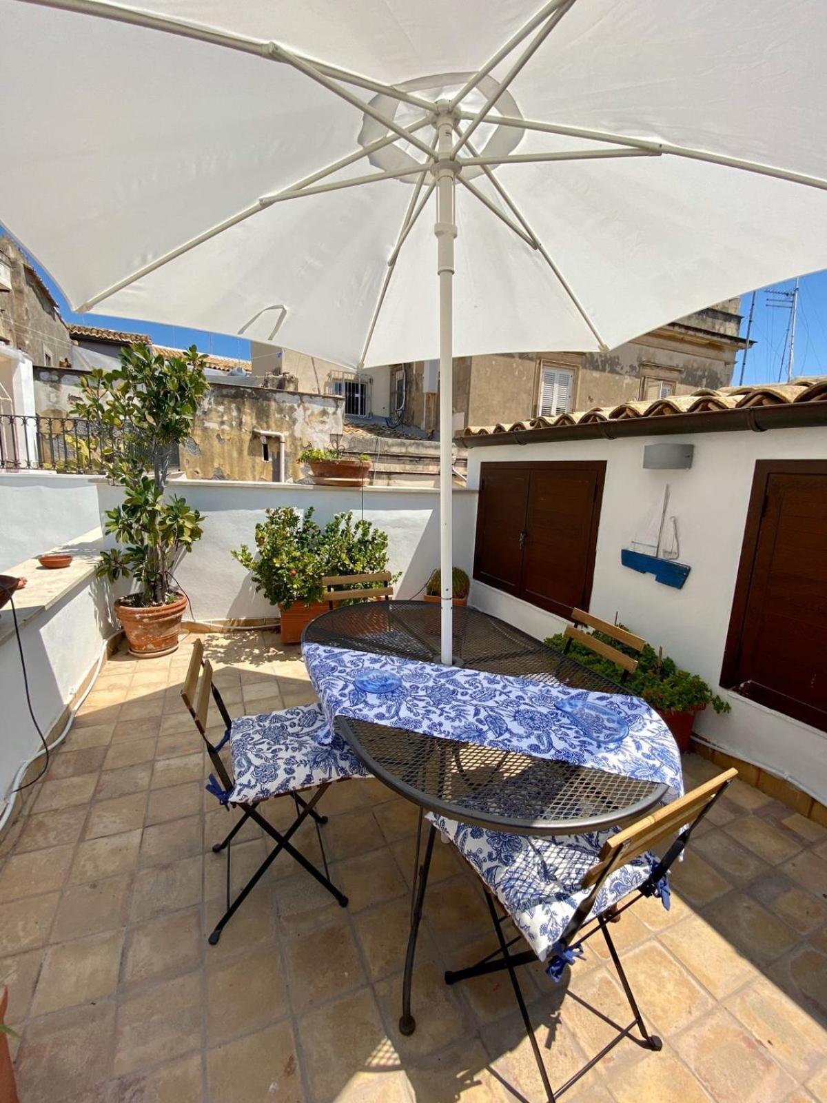 Residenza Eos Villa Syracuse Buitenkant foto